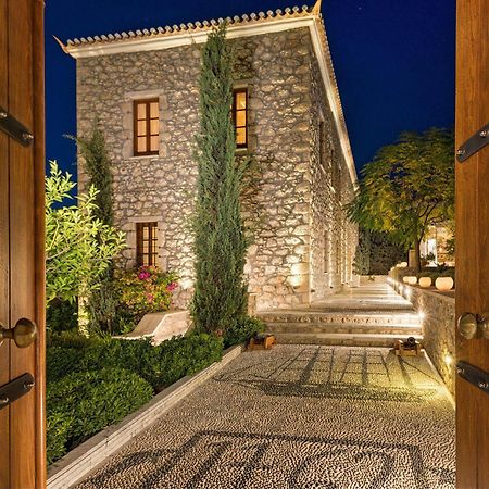 Mare Monte Luxury Suites Spetses Town Extérieur photo