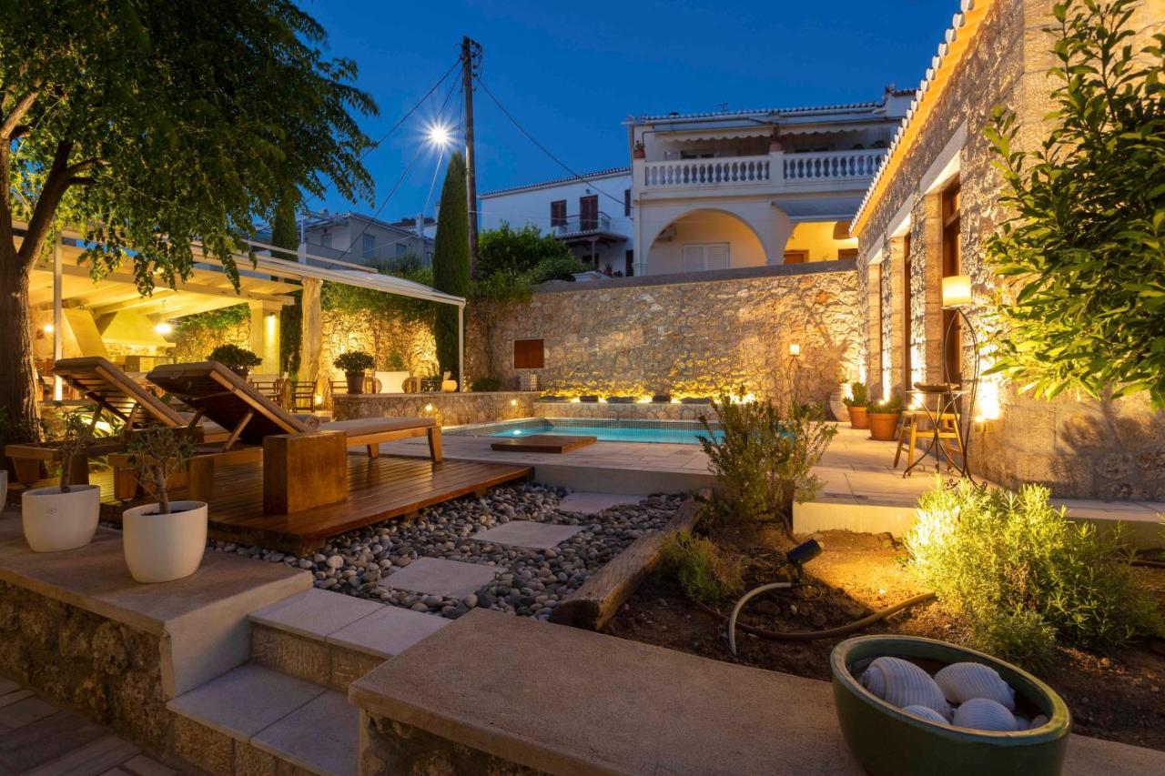 Mare Monte Luxury Suites Spetses Town Extérieur photo