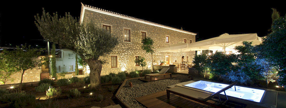 Mare Monte Luxury Suites Spetses Town Extérieur photo