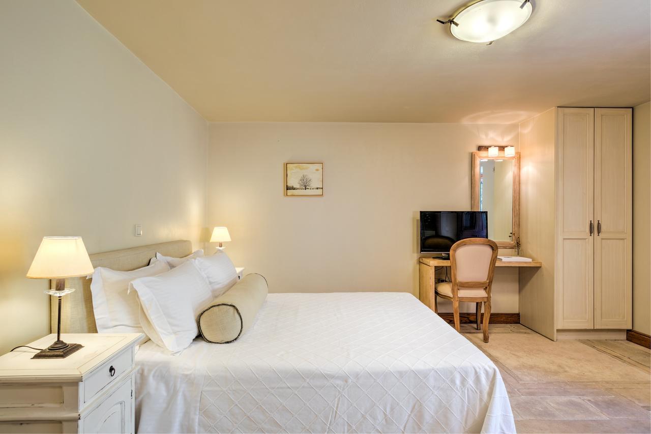 Mare Monte Luxury Suites Spetses Town Extérieur photo