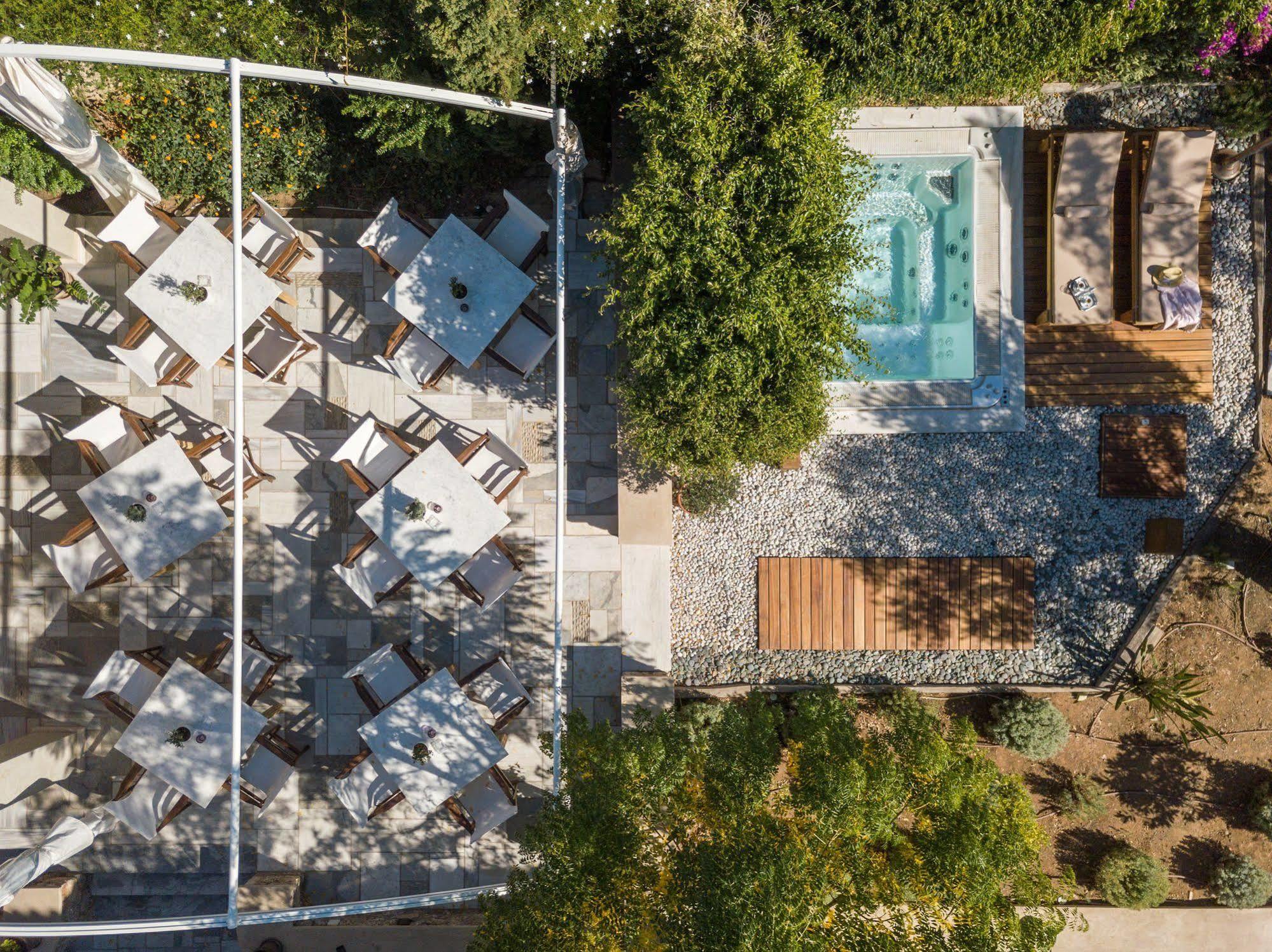 Mare Monte Luxury Suites Spetses Town Extérieur photo