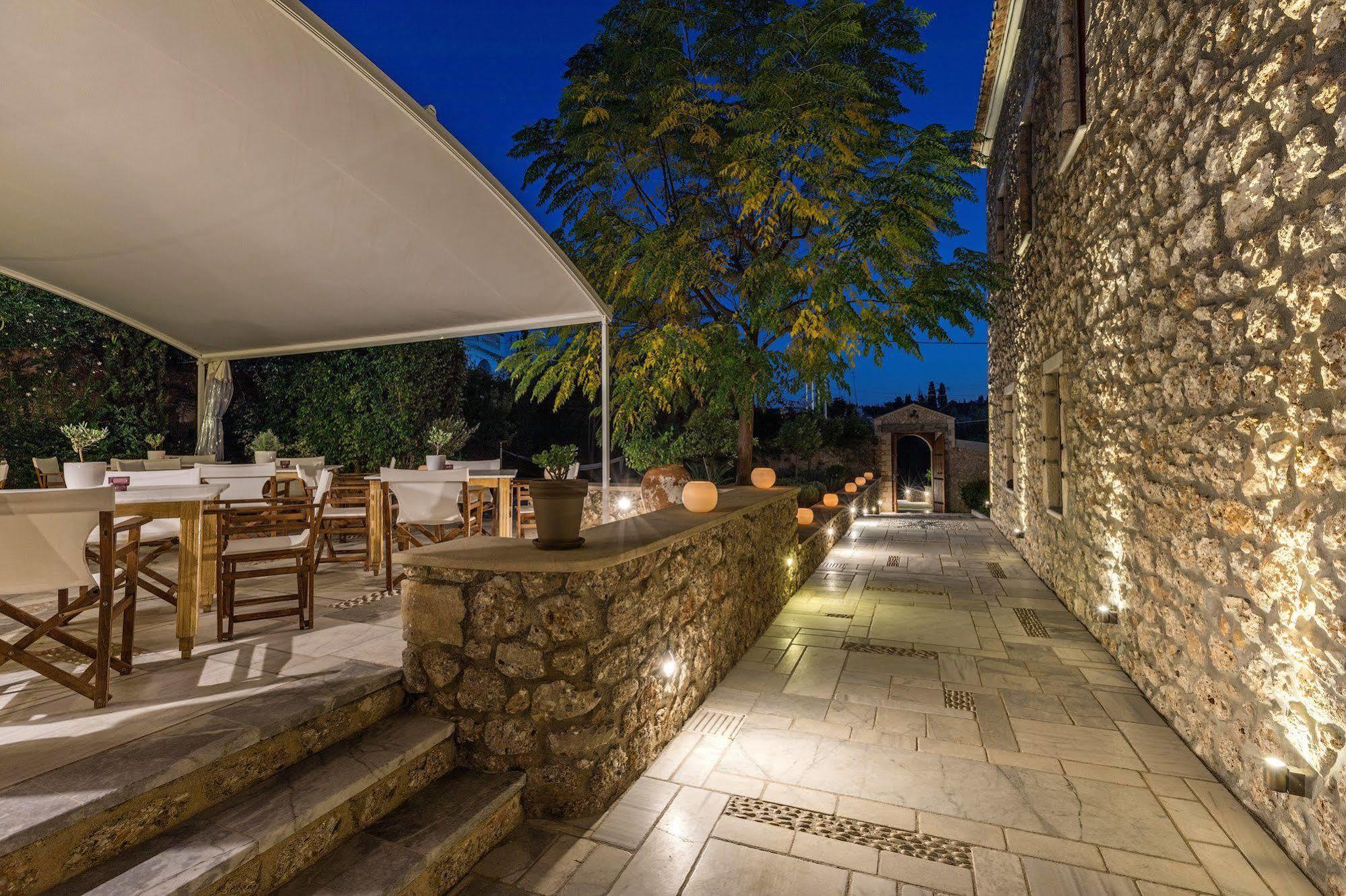 Mare Monte Luxury Suites Spetses Town Extérieur photo